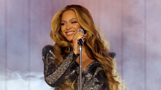 beyonce-shares-glam-photo-celebrating-her-‘hair-journey,’-teases-upcoming-project