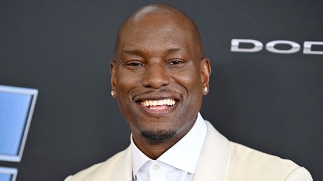 tyrese-teases-new-baby-making-album,-‘beautiful-pain’:-“your-brother-and-sister-is-coming”