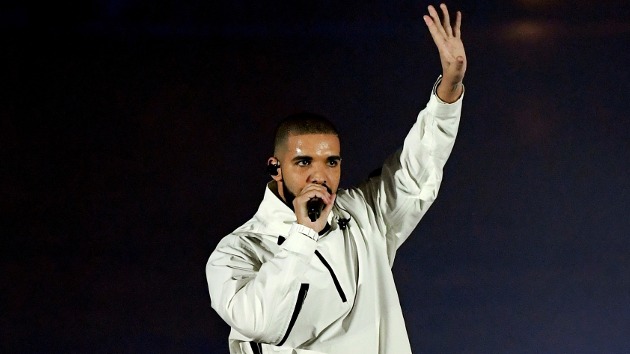 drake-hints-at-a-release-date-for-upcoming-album,-‘for-all-the-dogs’