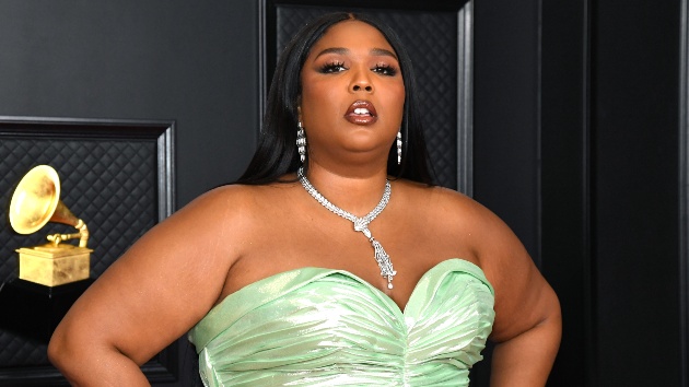 fans-point-out-lizzo’s-“rumor”-lyrics-amid-harassment-lawsuit;-more-women-come-forward