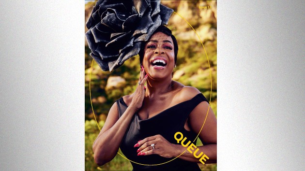 niecy-nash-betts-graces-the-cover-of-the-newest-issue-of-netflix’s-magazine,-‘queue’