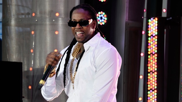 2-chainz-celebrates-46th-birthday-by-mowing-lawn-for-the-first-time