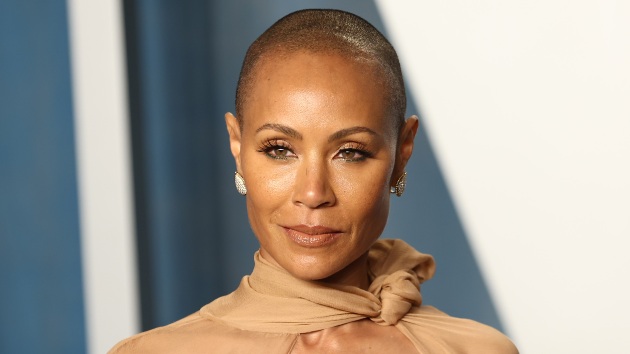 jada-pinkett-smith-reflects-on-“tangible-memory”-of-tupac-with-rare-video