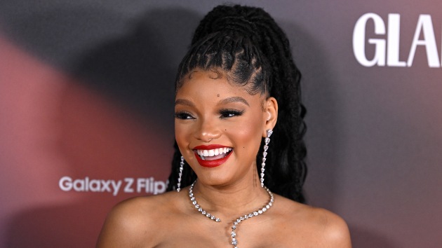 halle-bailey-reflects-on-‘glamour’-gen-z-game-changer-award:-“such-a-special-honor-to-me”