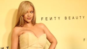 rihanna-says-her-new-music-is-“gonna-be-amazing”:-“it-has-to-be”