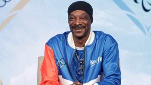 a-bunch-of-snoop-dogg’s-items-going-up-for-sale-via-shiznit-memorabilia-auction